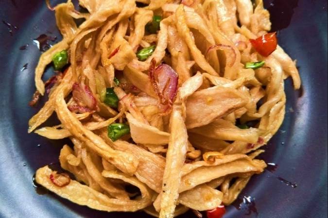 cu-cai-kho-nau-mon-gi